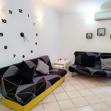 Affittimoderni Apartment *