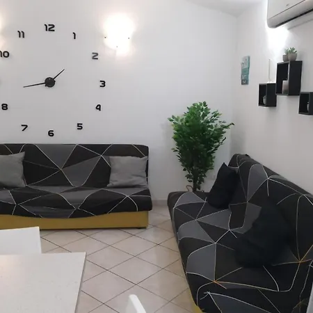 Affittimoderni Apartment *